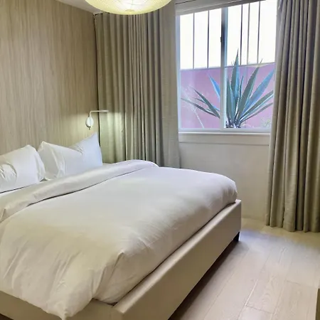 Palace Modern At The Plaza - King 6 * Santa Fe